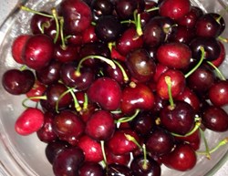 Cherries Double Feature (1kg)